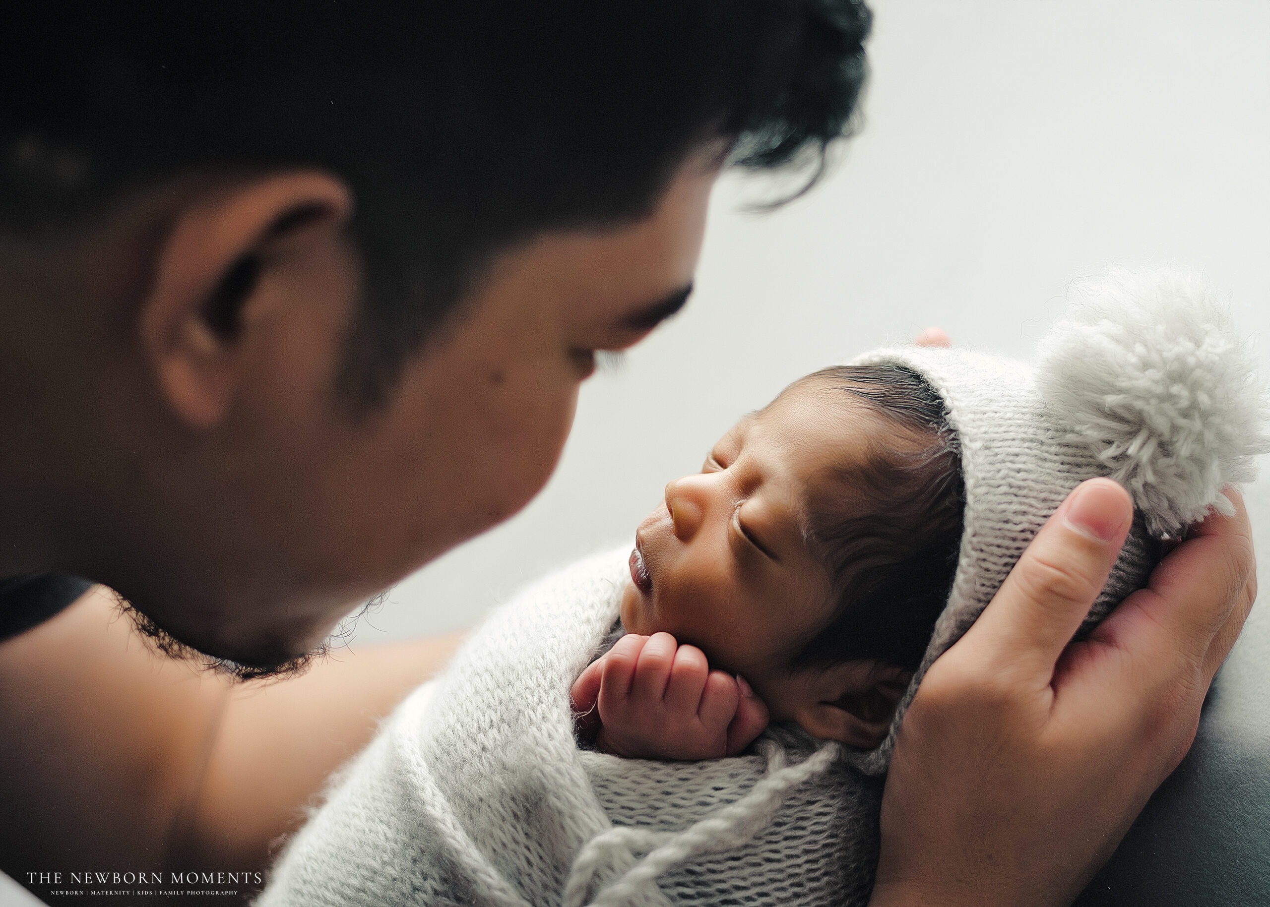 newborn photography dubai
